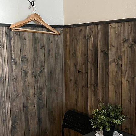 Kihnu Sadama Oeoemaja Guesthouse Lemsi Buitenkant foto